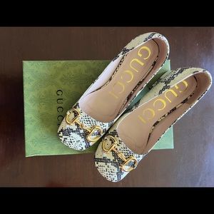 Gucci horsebit loafer. 2 inch block heel. Size 37/6